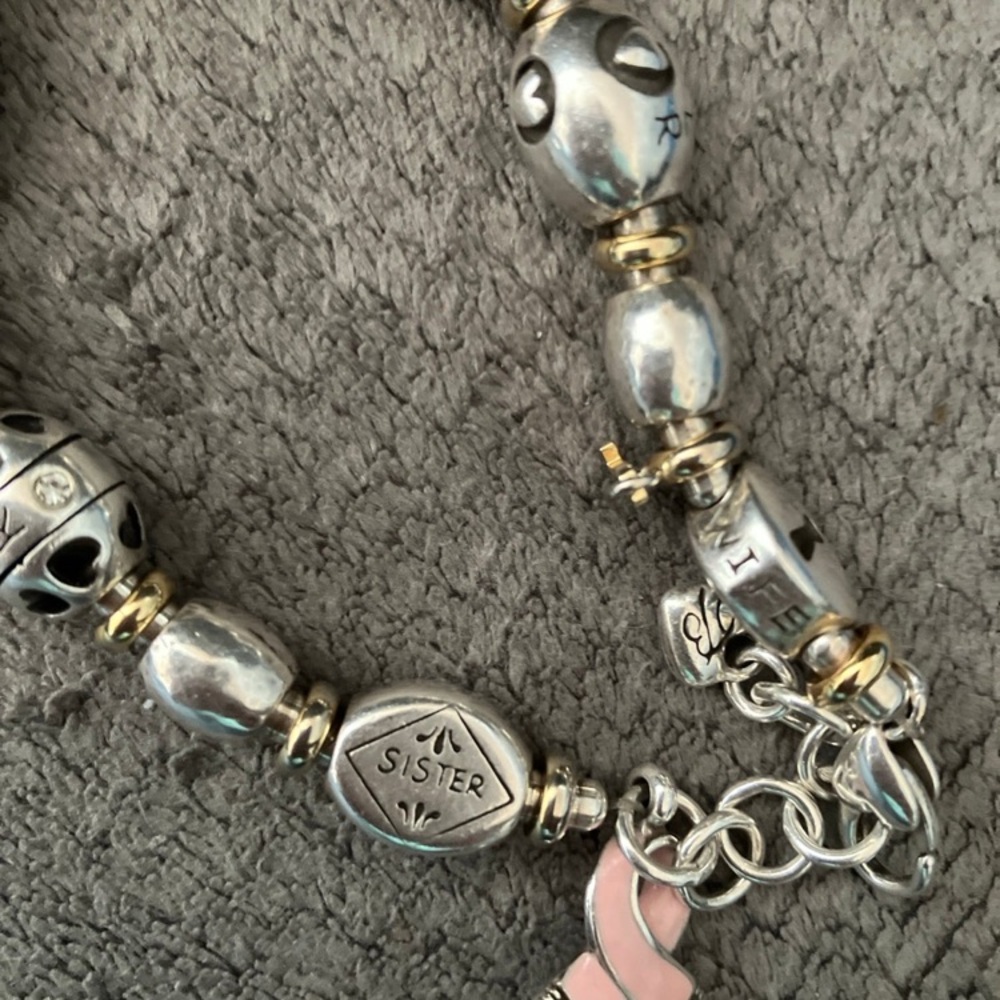 Brighton breast cancer awareness bracelet - Picture 4 of 5